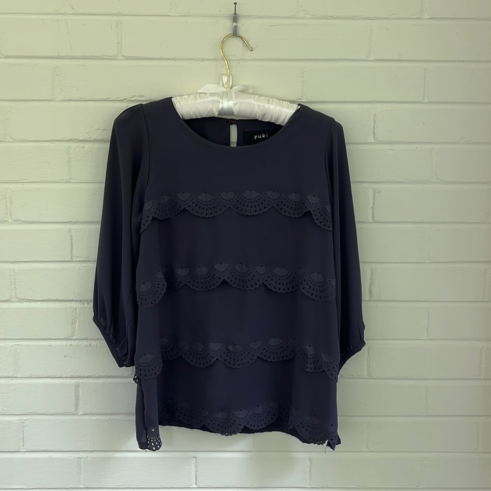 Scalloped purple blouse, XS